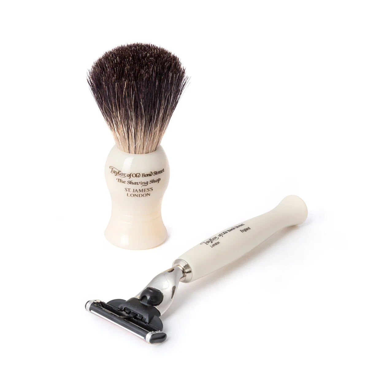 No. 74 Mach3 Shaving Set - Image 2